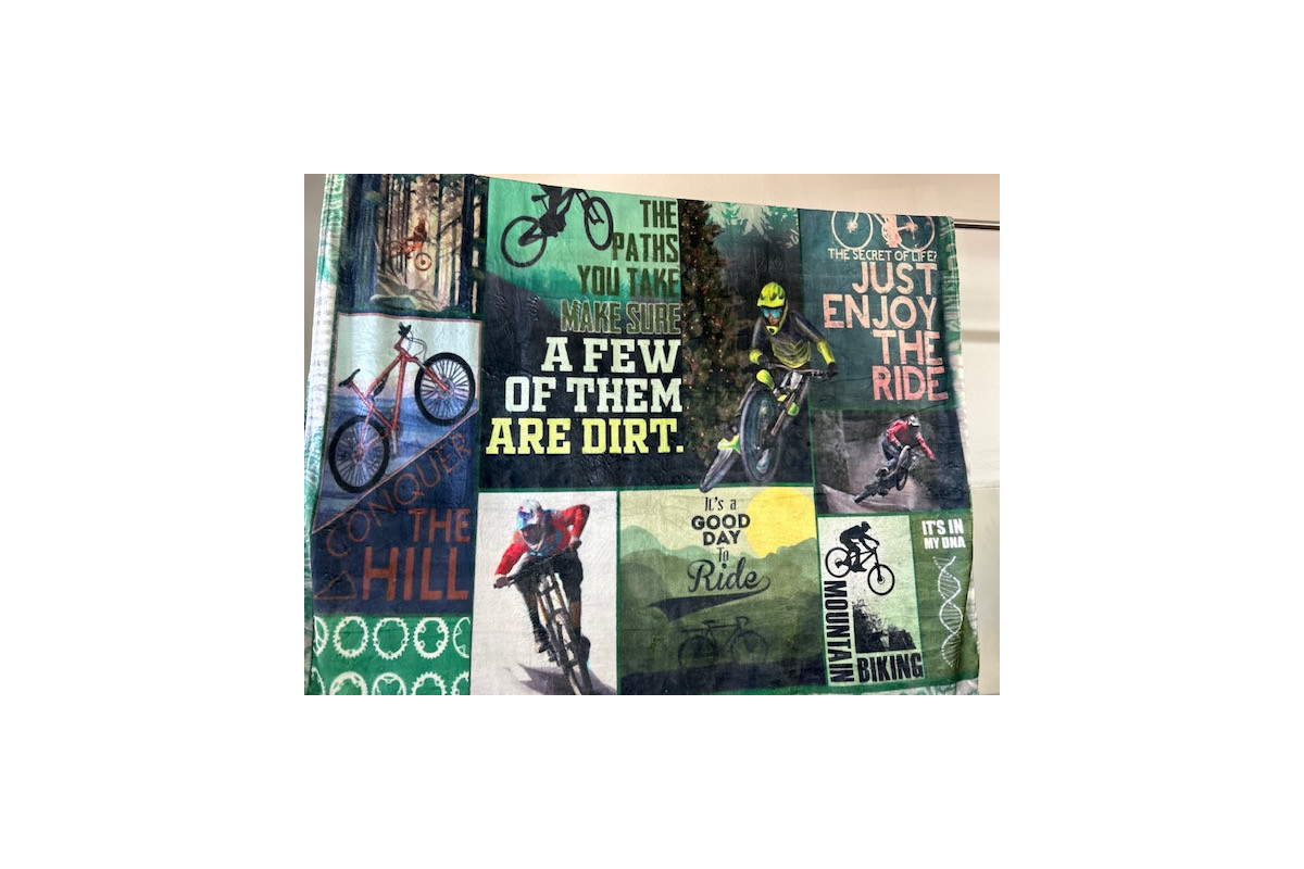 Deka s cyklo motívom