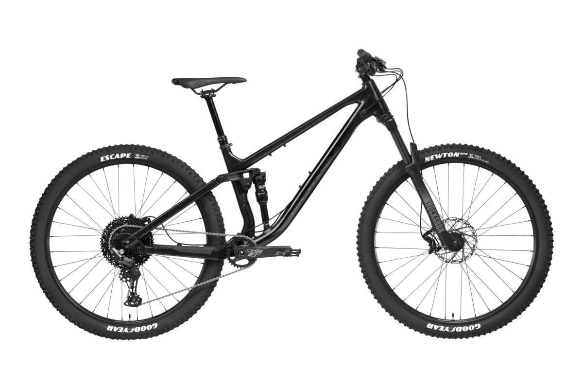 NORCO Fluid A4 Black 29 - M